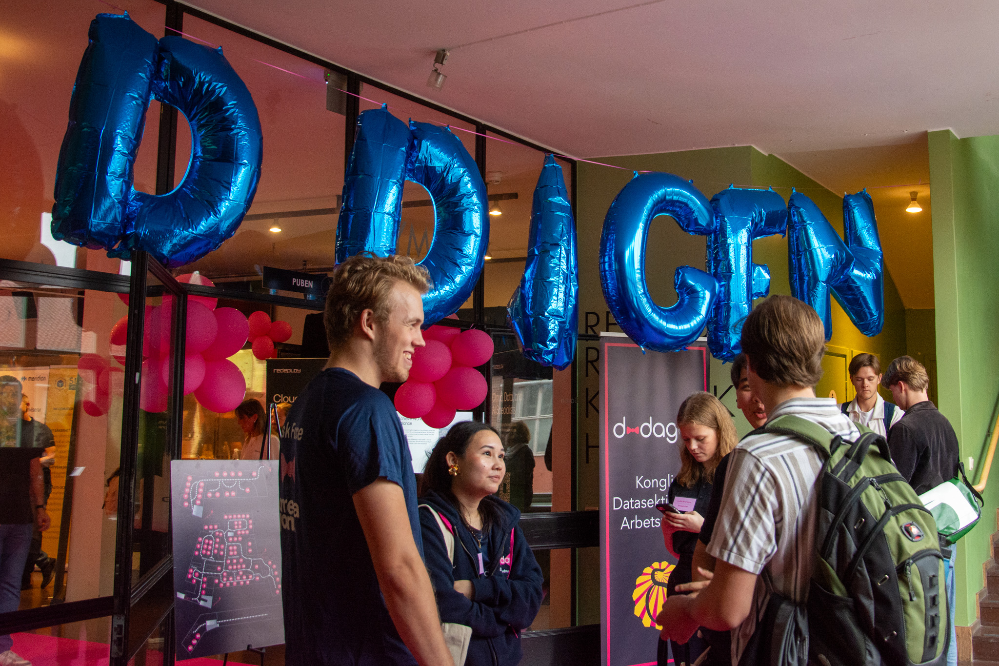 D-Dagen entry balloons